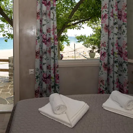 The Sea Rock House بيت للعطل