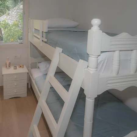 The Sea Rock House Holiday home