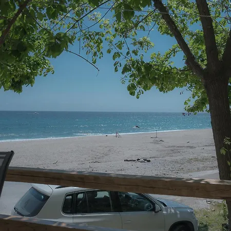 The Sea Rock House Agioi Saranta