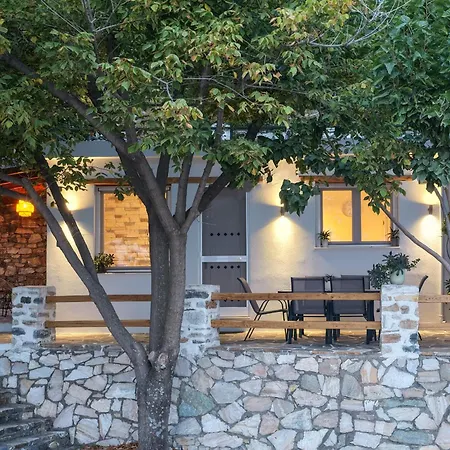 The Sea Rock House * Agioi Saranta