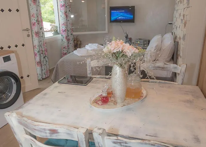 The Sea Rock House *