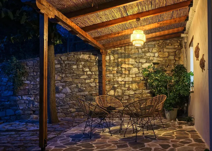 بيت للعطل The Sea Rock House